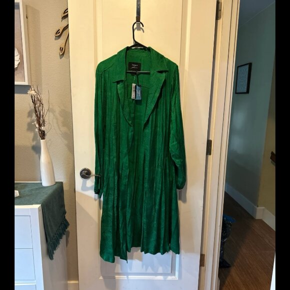 NWT‎ Green Floral Trench - Picture 4 of 7